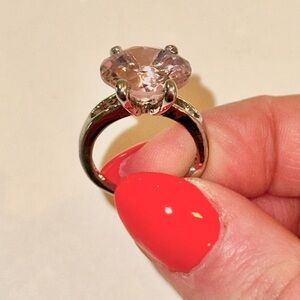 Light pink ring